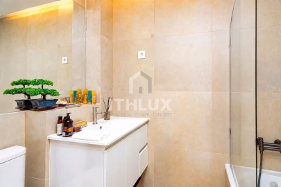 Apartamento T2 para Venda em Carcavelos e Parede