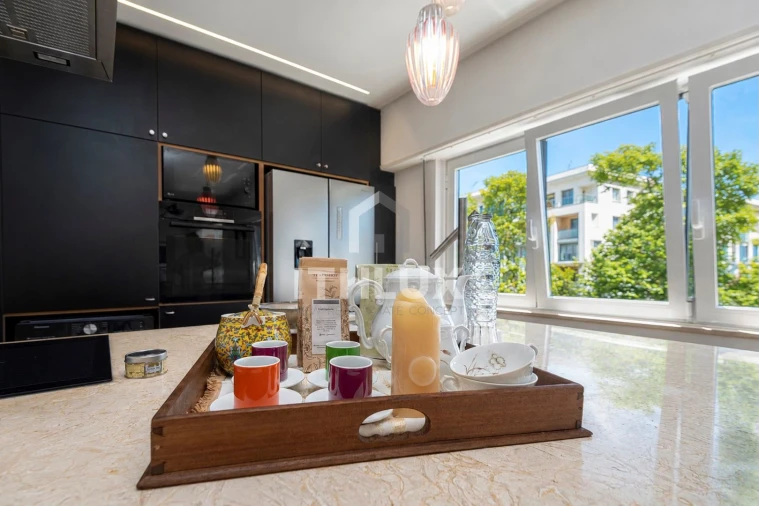 Apartamento T2 para Venda em Carcavelos e Parede Foto 4