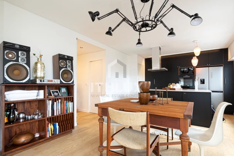 Apartamento T2 para Venda em Carcavelos e Parede Foto 25
