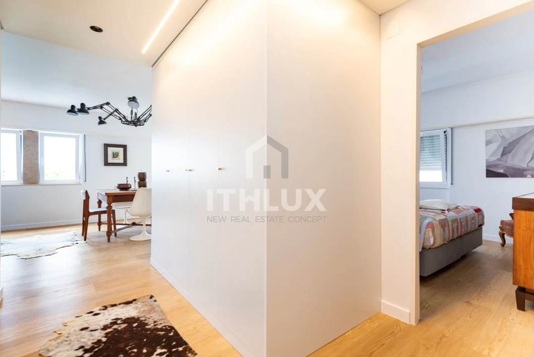 Apartamento T2 para Venda em Carcavelos e Parede Foto 2
