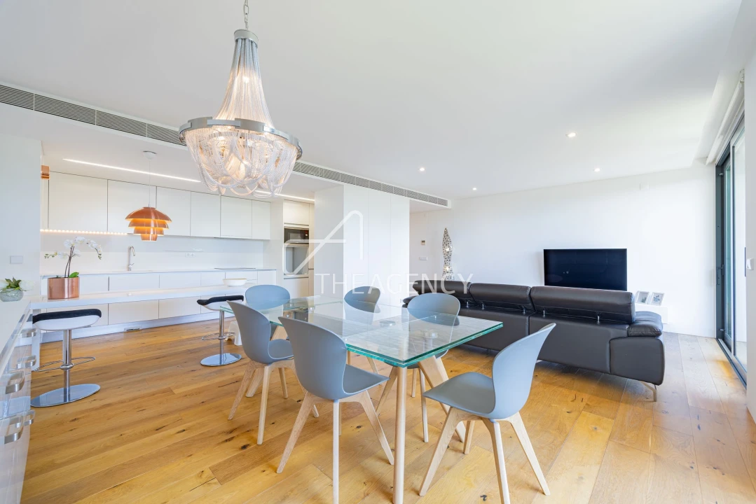 Apartamento T2 para Venda em Quarteira Foto 6