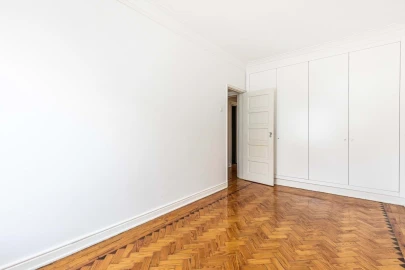 Apartamento T3 para Venda em Campo de Ourique