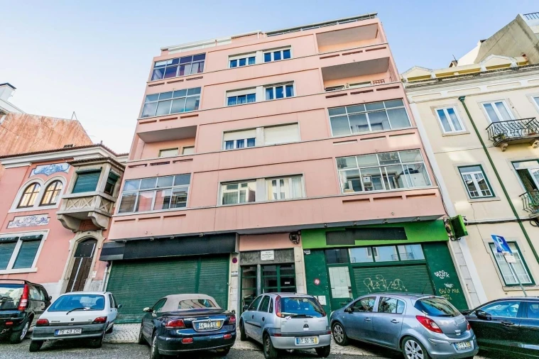Apartamento T3 para Venda em Campo de Ourique Foto 26