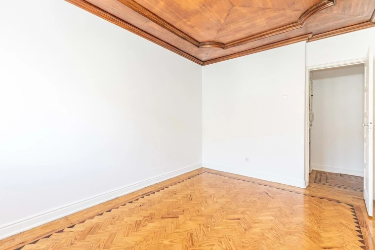 Apartamento T3 para Venda em Campo de Ourique Foto 4