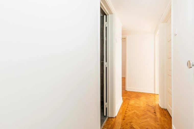 Apartamento T3 para Venda em Campo de Ourique Foto 9