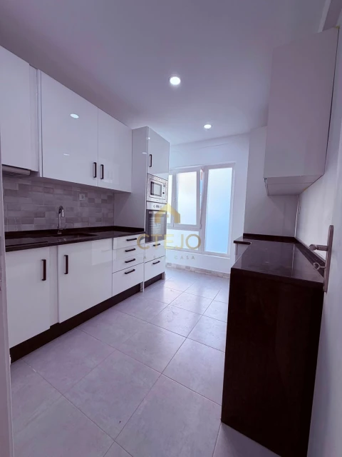 Apartamento T1 para Venda em Camarate, Unhos e Apelação