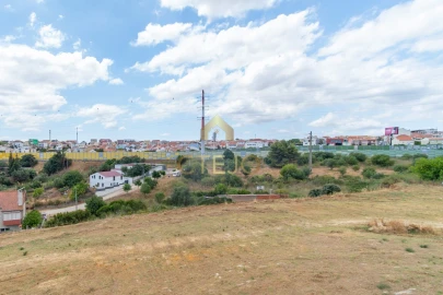 Apartamento T2 para Venda em Santa Iria de Azoia, São João da Talha e Bobadela