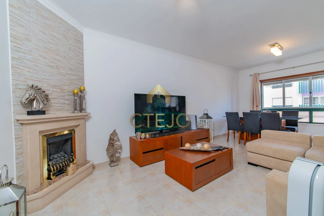 Apartamento T2 para Venda em Santa Iria de Azoia, São João da Talha e Bobadela Foto 8