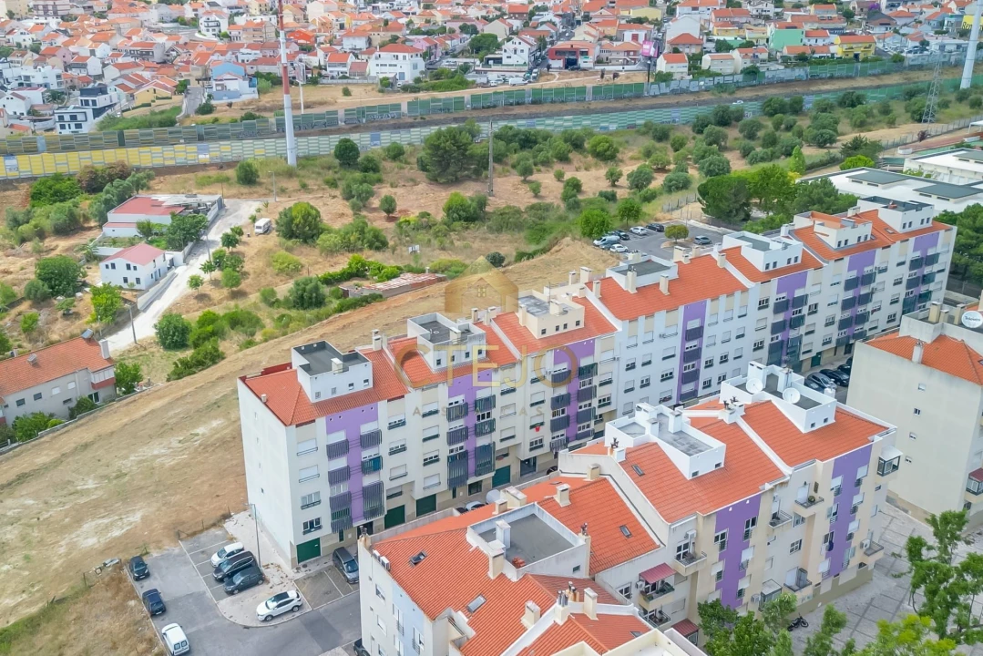 Apartamento T2 para Venda em Santa Iria de Azoia, São João da Talha e Bobadela Foto 21