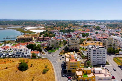 Apartamento T2 para Venda em Estômbar e Parchal