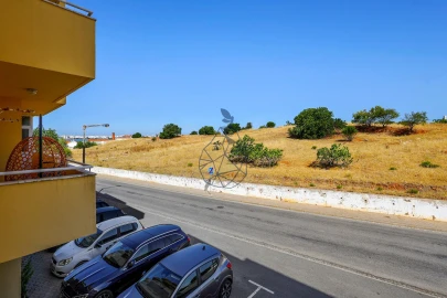 Apartamento T2 para Venda em Estômbar e Parchal