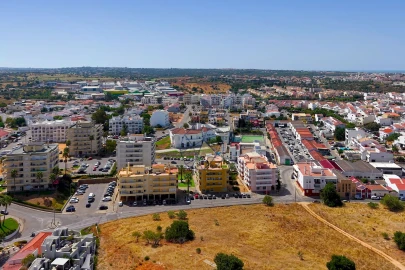 Apartamento T2 para Venda em Estômbar e Parchal
