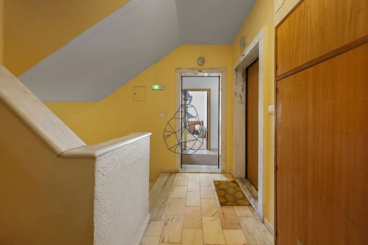 Apartamento T2 para Venda em Estômbar e Parchal Foto 34