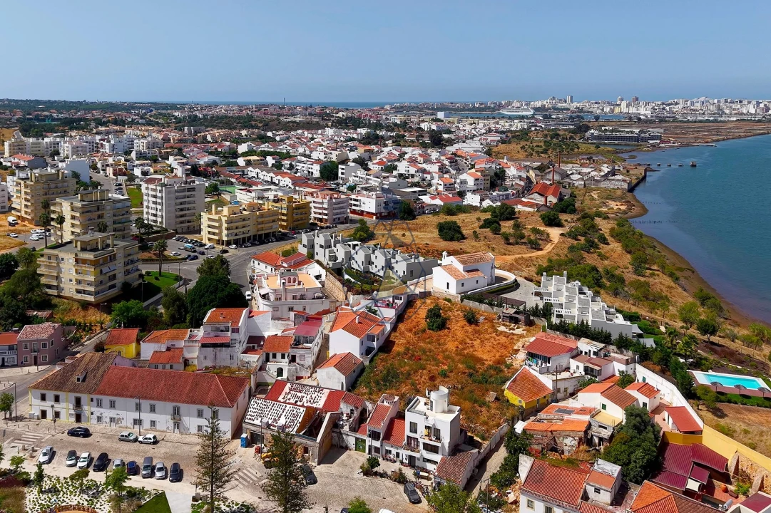 Apartamento T2 para Venda em Estômbar e Parchal Foto 46