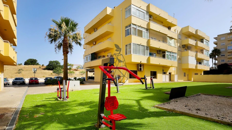 Apartamento T2 para Venda em Estômbar e Parchal