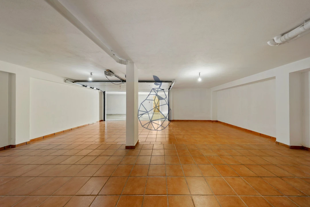 Moradia T2 para Venda em Guia Foto 30