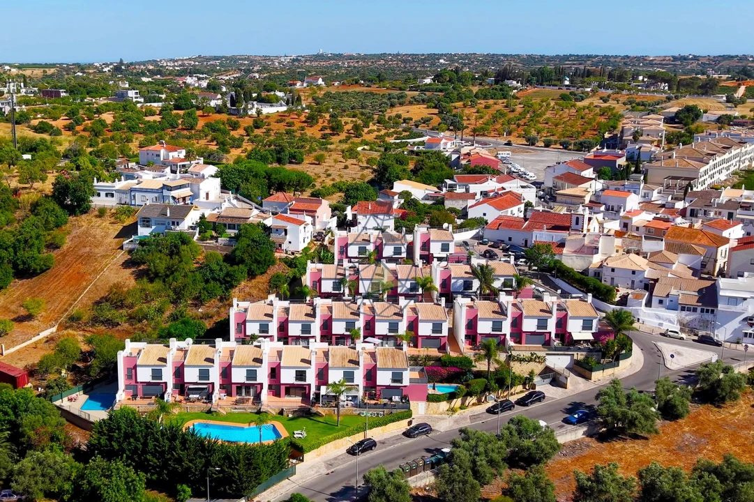 Moradia T2 para Venda em Guia Foto 71