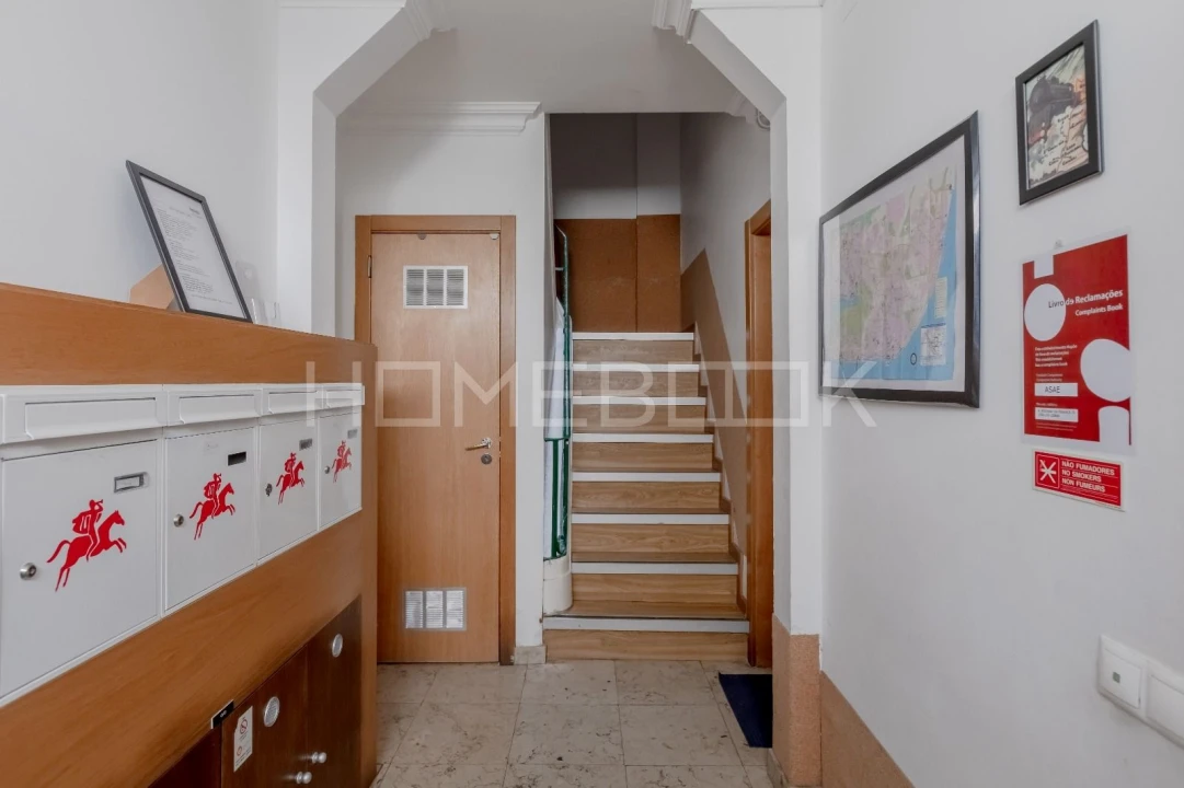 Apartamento T1 para Venda em Santa Maria Maior Foto 13