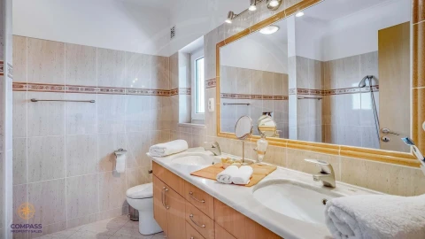 Moradia T4 para Venda em Tavira (Santa Maria e Santiago)