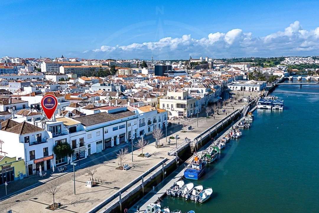 Moradia T3 para Venda em Tavira (Santa Maria e Santiago) Foto 1