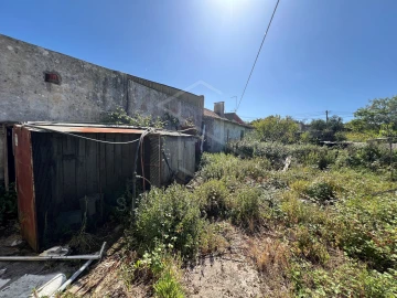 Moradia T3 para Venda em Benedita