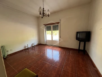 Moradia T3 para Venda em Benedita