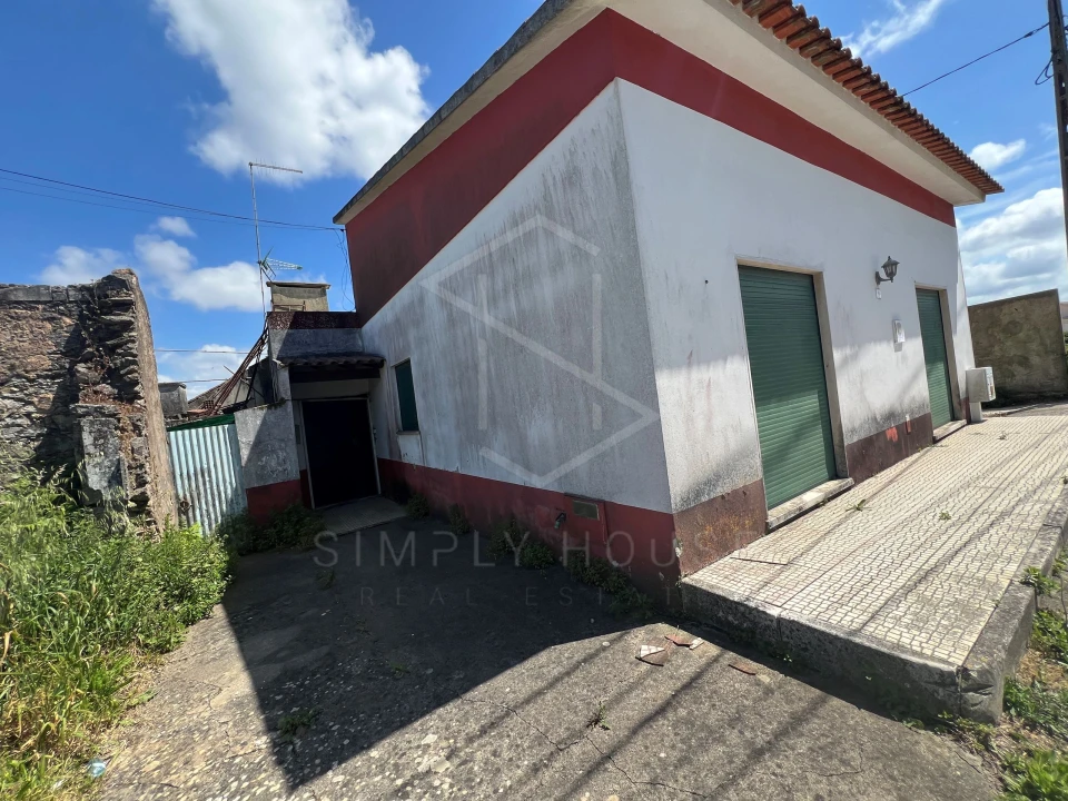 Moradia T3 para Venda em Benedita Foto 1