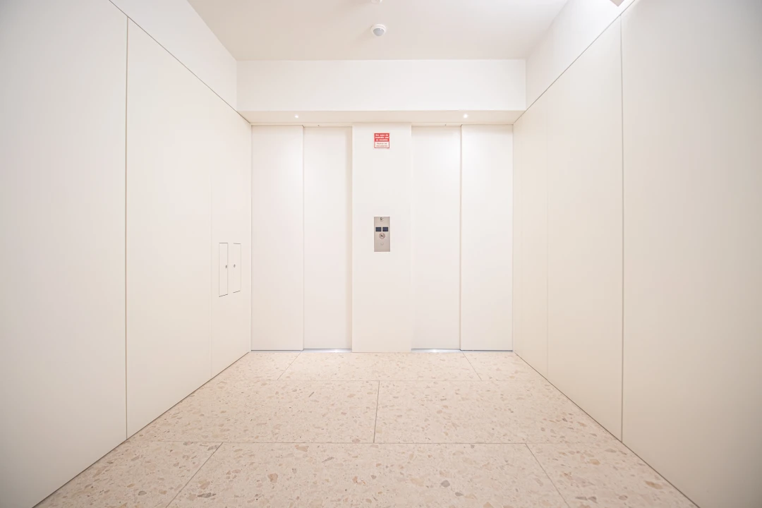 Apartamento T1 para Venda em Areeiro Foto 13