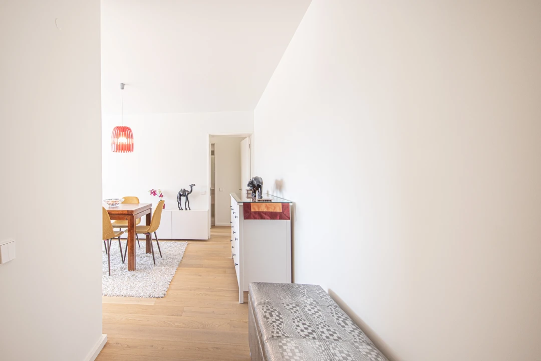 Apartamento T1 para Venda em Areeiro Foto 7