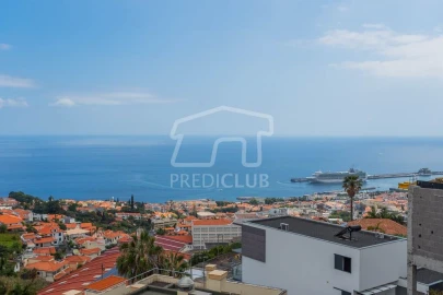 Moradia T3 para Venda em Funchal (Santa Maria Maior)