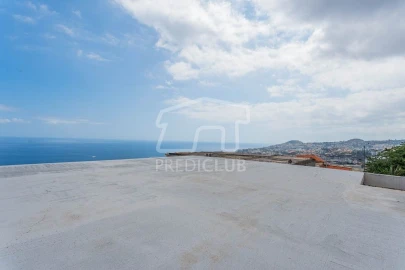 Moradia T3 para Venda em Funchal (Santa Maria Maior)