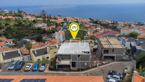 Moradia T3 para Venda em Funchal (Santa Maria Maior)