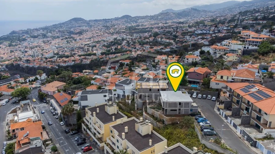Moradia T3 para Venda em Funchal (Santa Maria Maior) Foto 38