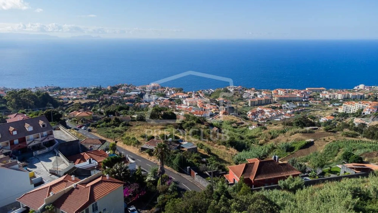 Terreno para Venda em Caniço Foto 7