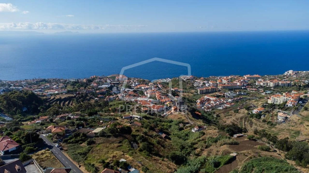 Terreno para Venda em Caniço Foto 6