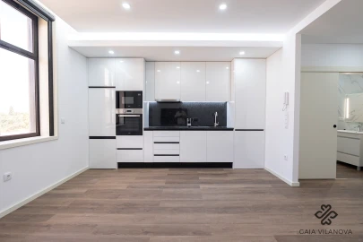 Apartamento T1 para Venda em Santa Marinha e São Pedro da Afurada