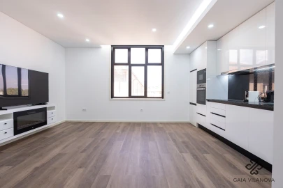 Apartamento T1 para Venda em Santa Marinha e São Pedro da Afurada
