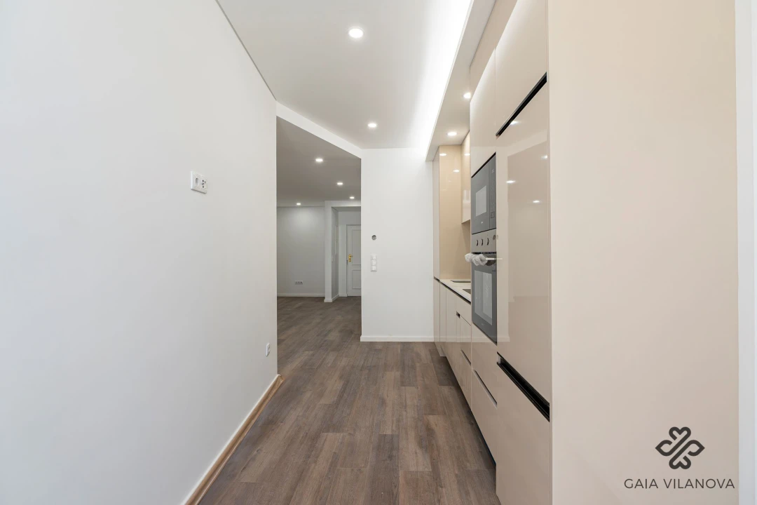 Apartamento T1 para Venda em Santa Marinha e São Pedro da Afurada Foto 3