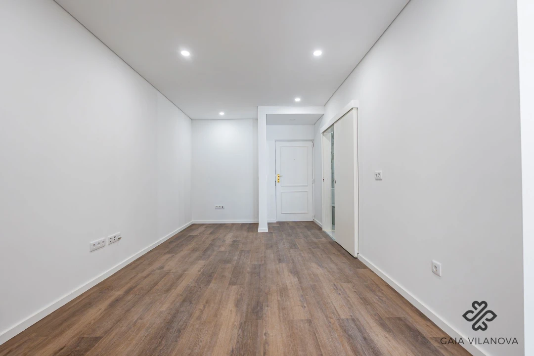 Apartamento T1 para Venda em Santa Marinha e São Pedro da Afurada Foto 9