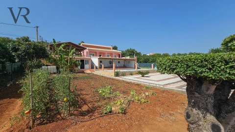Moradia T4 para Venda em Silves