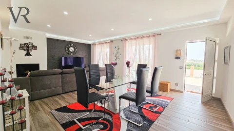 Moradia T4 para Venda em Silves