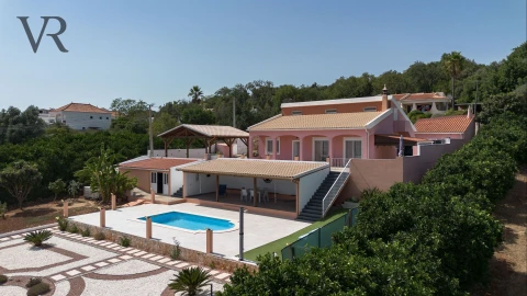 Moradia T4 para Venda em Silves
