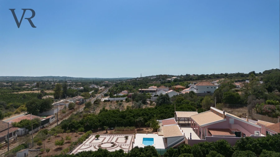Moradia T4 para Venda em Silves Foto 48