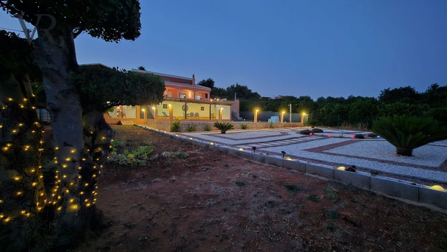 Moradia T4 para Venda em Silves Foto 38