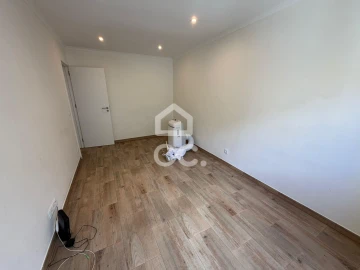 Apartamento T1 para Arrendamento em Póvoa de Santo Adrião e Olival Basto