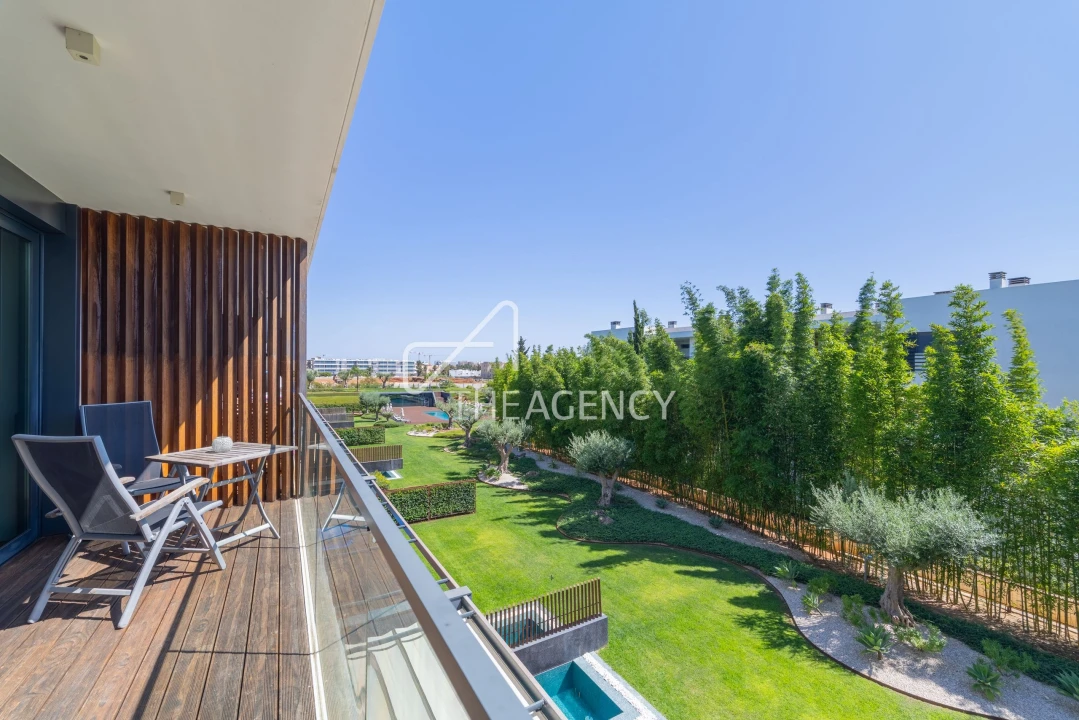 Apartamento T2 para Venda em Quarteira Foto 19
