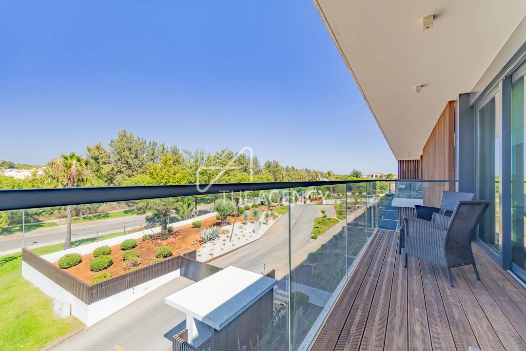 Apartamento T2 para Venda em Quarteira Foto 12