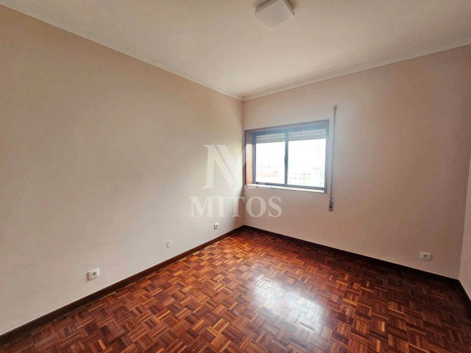 Apartamento T3 para Arrendamento em Santa Maria Maior e Monserrate e Meadela Foto 16