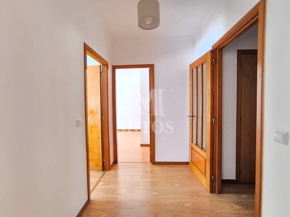Apartamento T3 para Venda em Santa Maria Maior e Monserrate e Meadela Foto 12