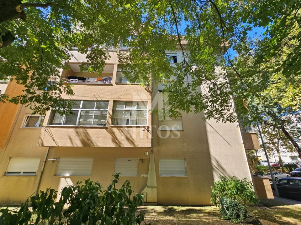 Apartamento T3 para Venda em Braga (Maximinos, Sé e Cividade) Foto 2